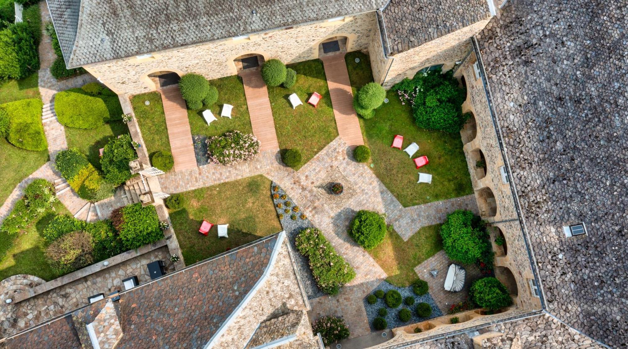Saint-Geniez-dʼOlt Chateau De La Falque, The Originals Relais מראה חיצוני תמונה