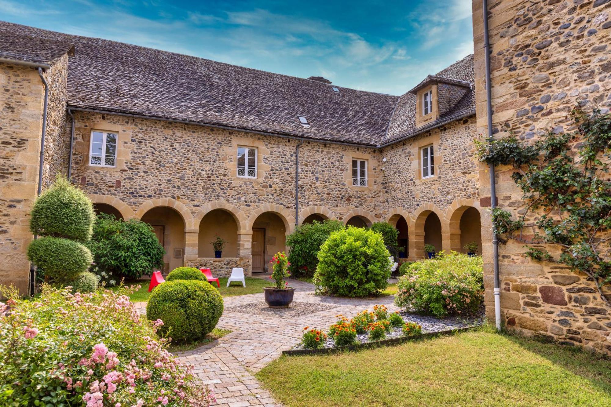 Saint-Geniez-dʼOlt Chateau De La Falque, The Originals Relais מראה חיצוני תמונה